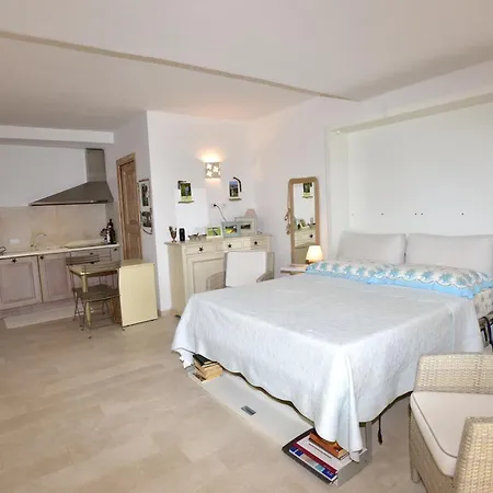 Pevero Beach Apartment *